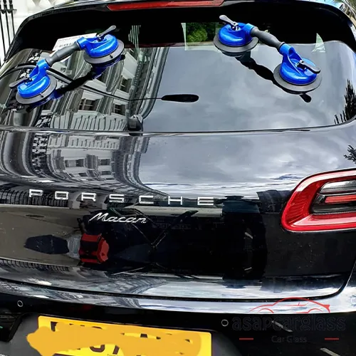 windscreen repair London work sample 1