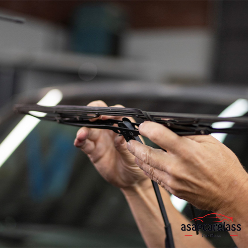The most important tool to have a scratch-free glass