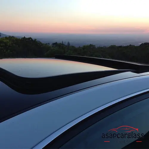 Common sunroof problems and their causes